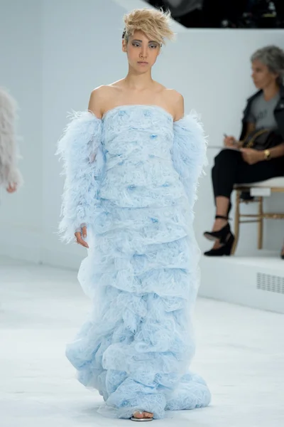 Look 38